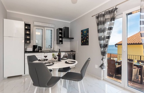 Ravni House | Wonderful Sea View - Holiday Home Alis