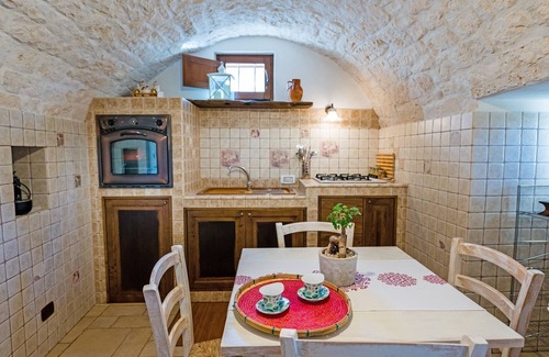 Coreggia Villa | Wonderful Trulli building in Alberobello country