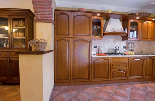 Camporgiano Villa | Wonderful villa for 8 guests with WIFI, private pool, TV, pets allowed and parking