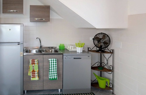 Albenga House | Wonderful villa for 6 guests with WIFI, TV, terrace and parking