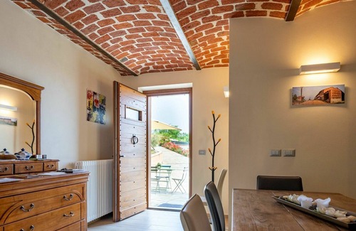 Monta House | Wonderful villa for 8 people with WIFI, pool, A/C, TV, terrace, pets allowed and parking