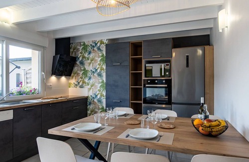Guisseny House | Wonderful villa for 5 people with WIFI, TV, terrace, pets allowed and parking