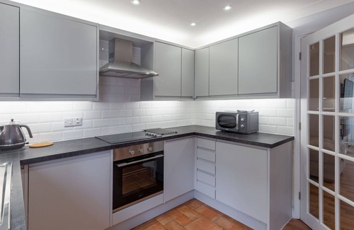 Charlestown House | Wonderful villa for 4 guests with WIFI, TV, patio and parking