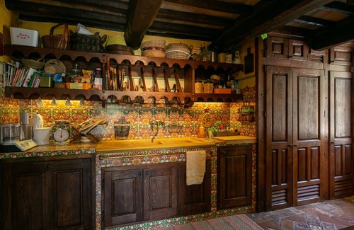 Preggio House | Wonderful villa with swimming pool shelter for body and soul!