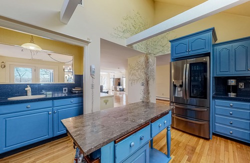 Cotuit House | Wonderful waterfront getaway with furnished deck, pond access, kayaks & WiFi
