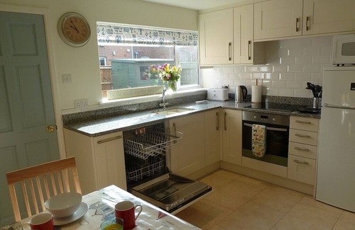 Aldeburgh Apartment | Wonderfully Equipped 2 Bedroom Apartment In Central Aldeburgh, Suffolk, England