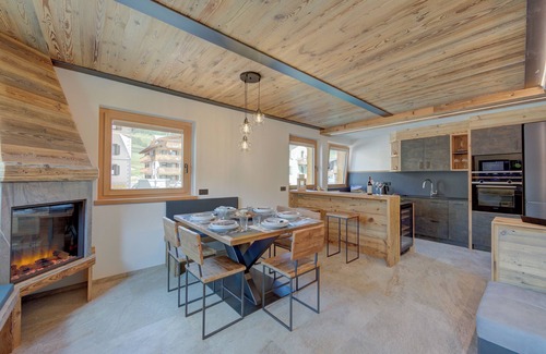 San Rocco Apartment | Wood House Livigno Ski in - Ski out 10m, Livigno, Italy
