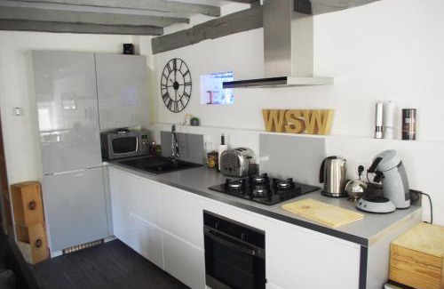 Beaune City Centre Apartment | Wood Stone and Wine