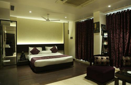 Anand Vihar Hotel | WoodApple Residency