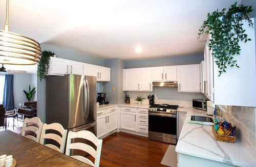 Neabsco House | Woodbridge Cozy Corner - A Modern Retreat Awaits!