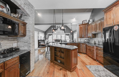 Austinburg House | Wooded Luxury Home
