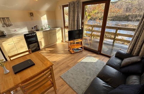 Spean Bridge Cabin | Wooden cabin just for 2 in a private and peaceful woodland