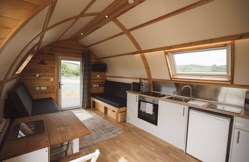 Trefeglwys Cabin | Wooden Cosy Cabin with Hot Tub in Mid Wales