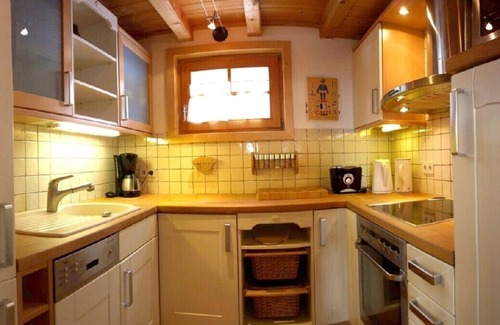 Reichenau Cabin | Wooden house 1800m above sea level with a sauna and a tiled stove