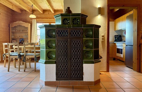 Lossburg House | Wooden House on 160m² - open galery, fireoven, jacuzzi, WLAN, BBQ, baclcony & terrace