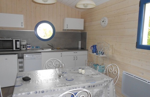 Salleboeuf Cottage | Wooden house Gironde Near Bordeaux, air-conditioned and quiet