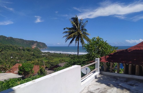 Kretek Villa | Wooden Javanese Villa Yogyakarta