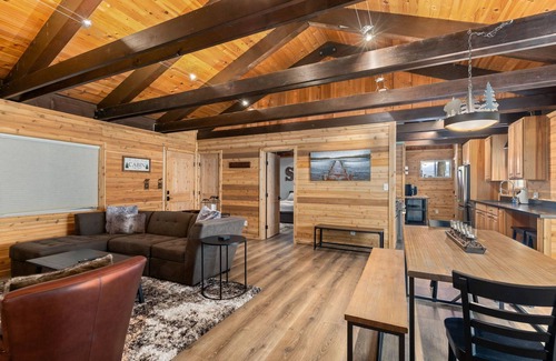 McKinney Estates House | Woodland Cabin Retreat