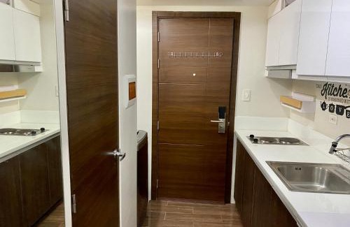 San Antonio Apartment | Woodland Elegance Retreat Symphony of Artistry with Blazing fast 300 Mbps