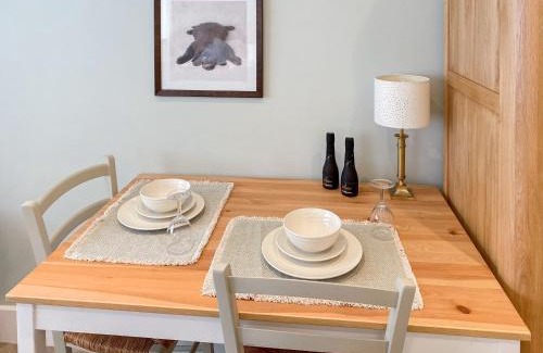 Great Missenden House | Woodland Lodge