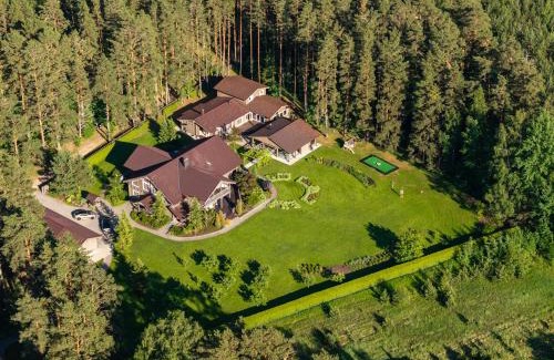 Elva Villa | Woodland Retreat Lodge