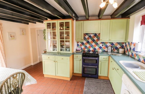 West Heslerton Cottage | WOODLANDS COTTAGE, pet friendly, with open fire in Snainton