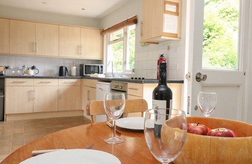 Osmington Cottage | WOODLANDS COTTAGE, pet friendly, country holiday cottage in Ringstead