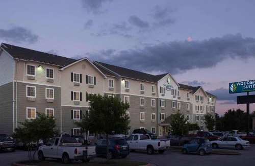Windsor Hills Hotel | WoodSpring Suites Austin North I-35