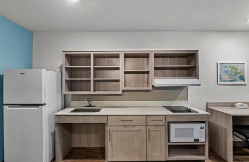 Newington Hotel | WoodSpring Suites Newington - Hartford South