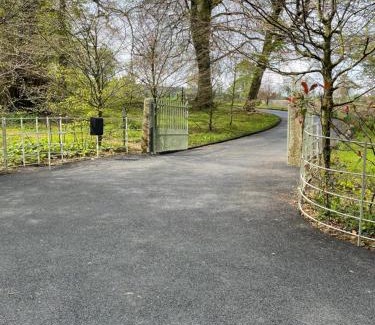 Inistioge Apartment | Woodstock Courtyard