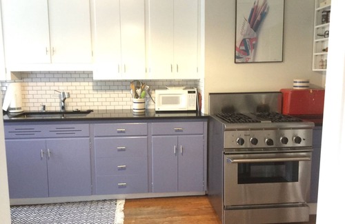 Woodstock House | Woodstock Village Green Location, Walk Everywhere, River Patio, Covered Bridge