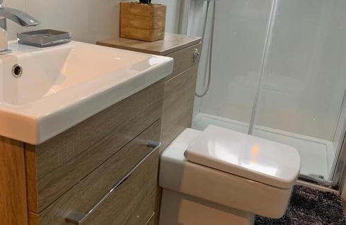 Dumbarton Apartment | Woodvale Flat, Renton, Loch Lomond