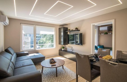 Varna Apartment | Work or Leisure Modern 2BD apt near city center