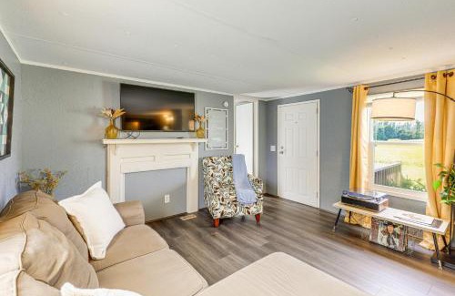 Taylorsville House | Working Farm! Home 2 Mi to Marina on Lake Hickory