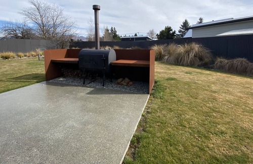 Twizel House | WOW on Wolds, 30mins to Tekapo 45mins to Mt Cook
