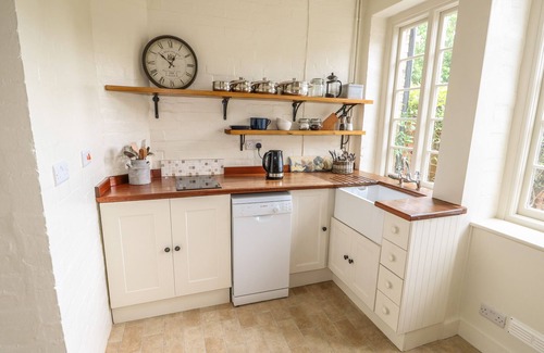 Longdon House | Wren Cottage