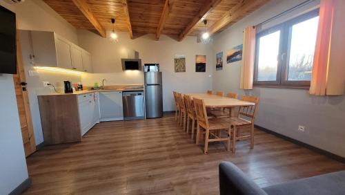 Checiny House | Wrzosowe Wzgórze Domek 3 sypialnie