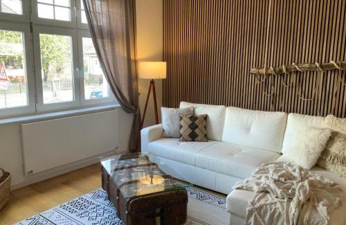 Biederitz Apartment | Wunderschöne Altbauwohnung in Toplage