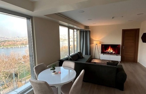 Kagithane Apartment | Wunderschönes Apartment mit Blick Aufs Goldenehorn
