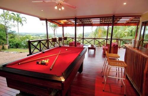 Mowbray House | WYBALENA Entire Private Home, Ocean and valley views Tropical Oasis Pool Garden
