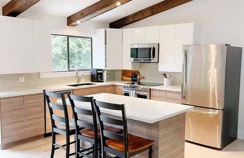 Shawnigan Lake House | Wyldewood Lake House