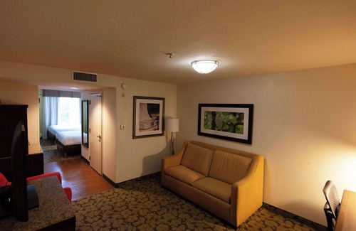 Kenner - Louis Armstrong International Airport Hotel | Wyndham Garden New Orleans Airport