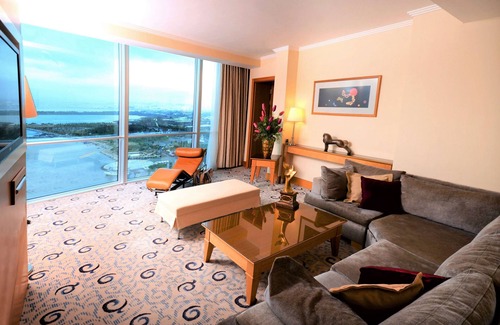 Balcova Hotel | Wyndham Grand Izmir Ozdilek Thermal & Spa