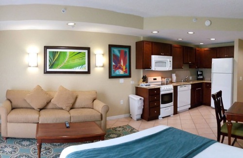 Survey Creek Condo | Wyndham Palm-Aire | 4BR Suite Pool & Resort Access