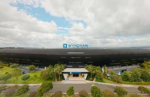Tababela Hotel | Wyndham Quito Airport