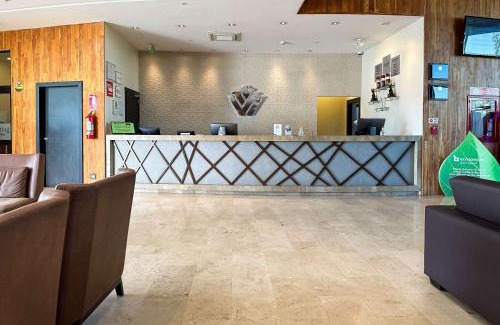 Tababela Hotel | Wyndham Quito Airport