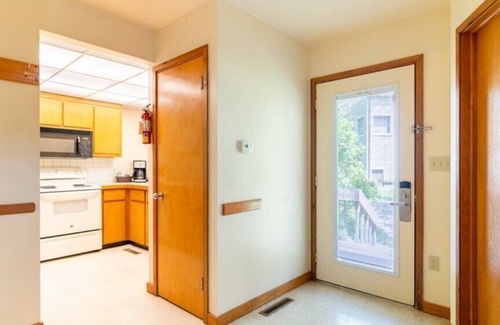 East Stroudsburg Condo | Wyndham Resorts at Shawnee Village - 2 Bedroom Villa