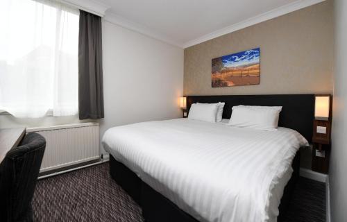 Wrexham Hotel | Wynnstay Arms, Wrexham by Marston's Inns