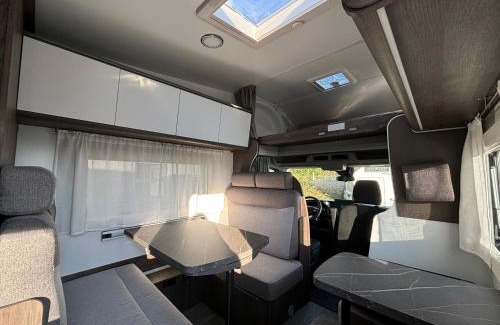 gmina Łaziska House | Wypożyczalnia Kamperów Lubelskie! 6osobowa alkowa Benimar Sport 324UP