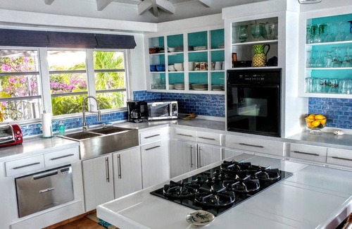 George Town House | Xanadu House.Featured on HGTV's Bahama's Life. A Captivating Caribbean Hideaway.